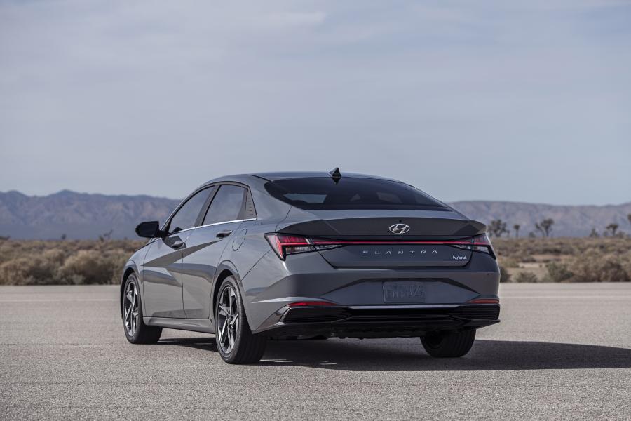  Hyundai Elantra Hybrid (CN7) 2020 года  (NA) (фото 5 из 7)